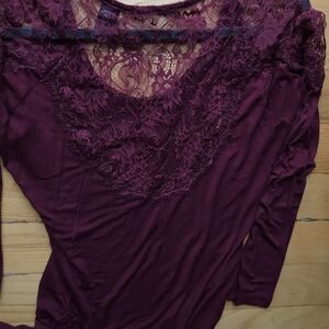 BKE red 3/4 sleeve top